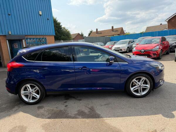 Ford Focus 1.0T Ecoboost Titanium Euro 6 Ss Blue #2