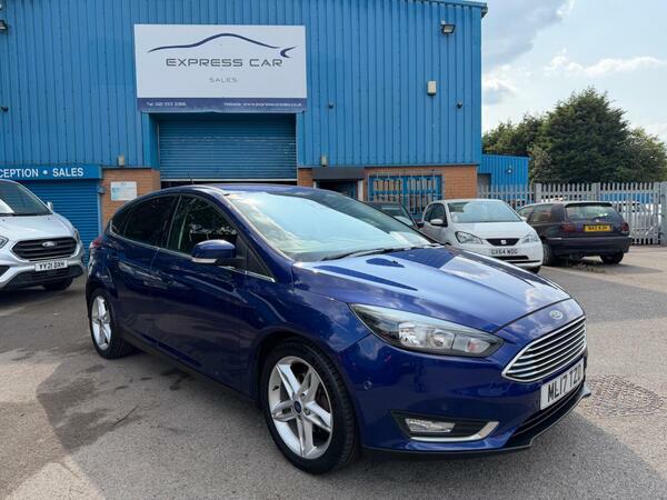 Ford Focus 1.0T Ecoboost Titanium Euro 6 Ss Blue