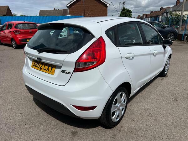 Ford Fiesta 1.25 Edge White #3
