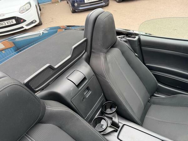 Fiat 124 Spider 1.4 Spider Multiair Lusso White #29
