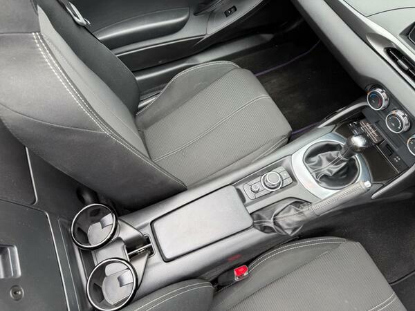 Fiat 124 Spider 1.4 Spider Multiair Lusso White #24