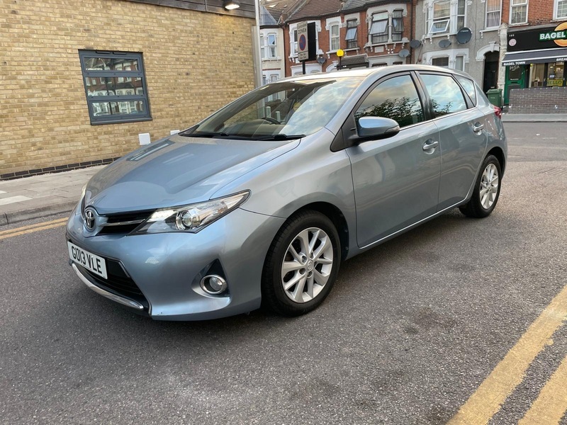 Toyota Auris 1.8 Vvti Hybrid Icon Cvt White #22