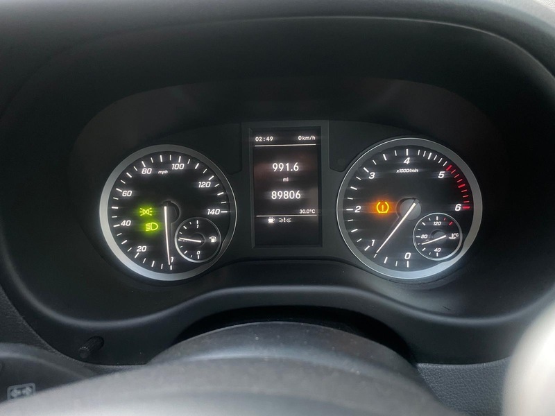 Mercedes-Benz Vito 2.0 114 Cdi Progressive White #6