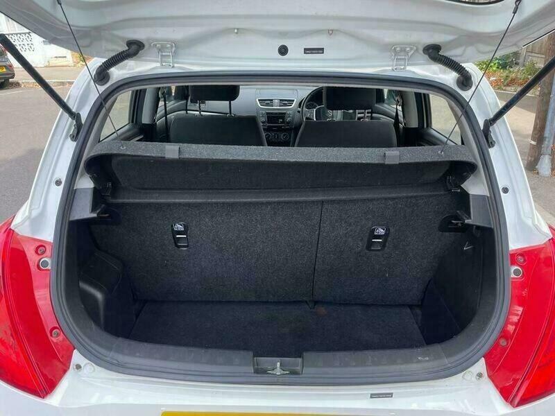 Suzuki Swift Hatchback White #15