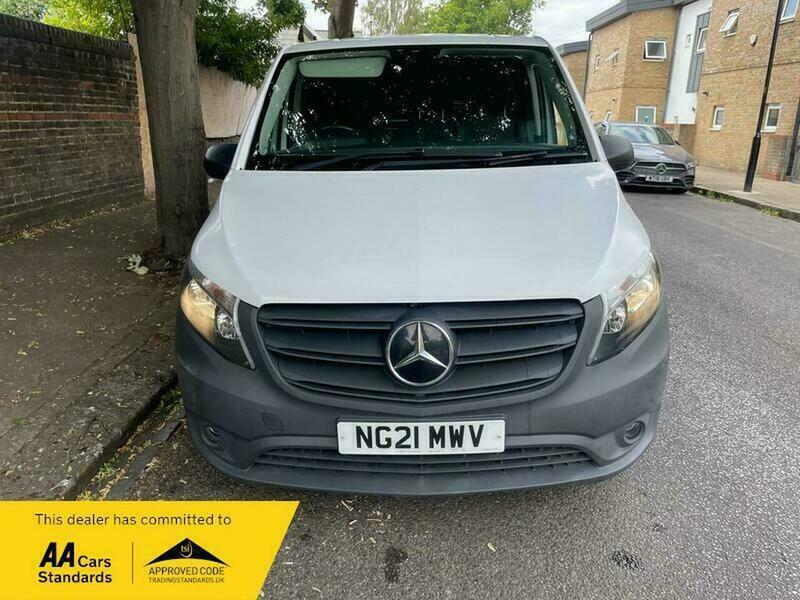 Mercedes-Benz Vito 1.7 114 Cdi Progressive White #2
