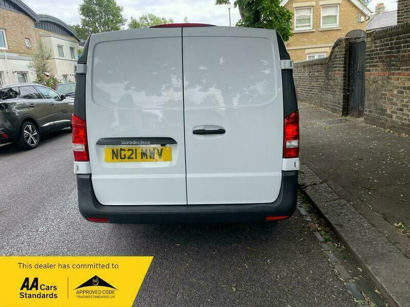 Mercedes-Benz Vito Automatic Silver #24