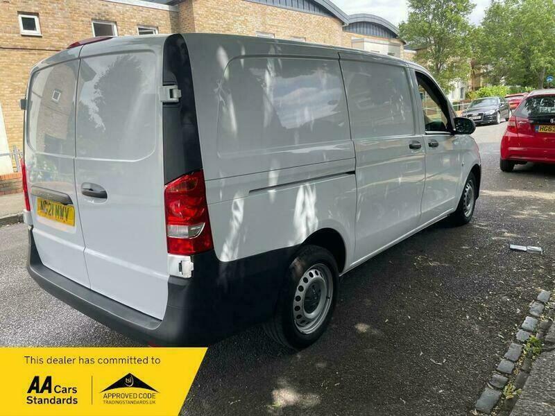 Mercedes-Benz Vito Automatic Silver #23