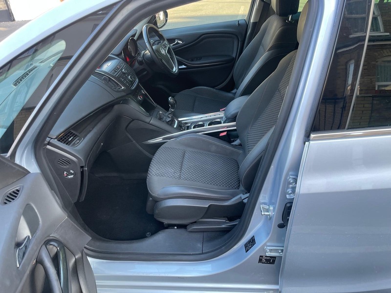 Vauxhall Zafira 2.0 Cdti Elite Black #18