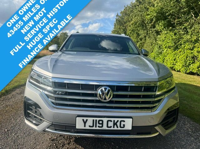 Volkswagen Touareg Estate Silver