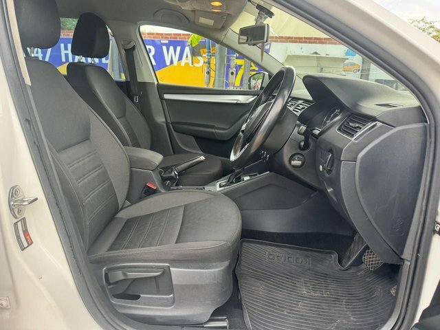 Skoda Octavia 1.6 Tdi Se Technology #21