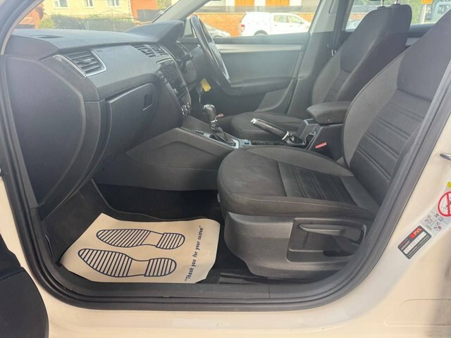 Skoda Octavia 1.6 Tdi Se Technology #14