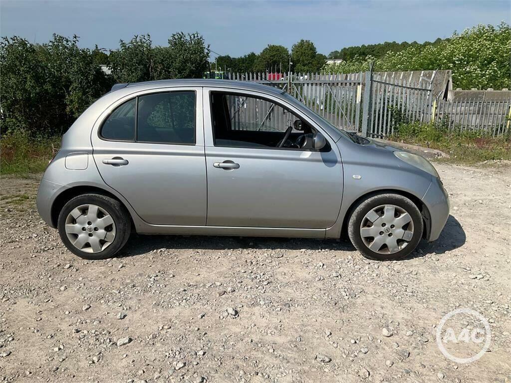 Nissan Micra 1.4 16V Se Silver #3