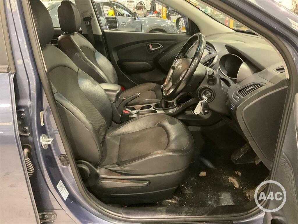 Hyundai Ix35 1.7 Crdi Se Euro 5 Ss Nav Blue #6
