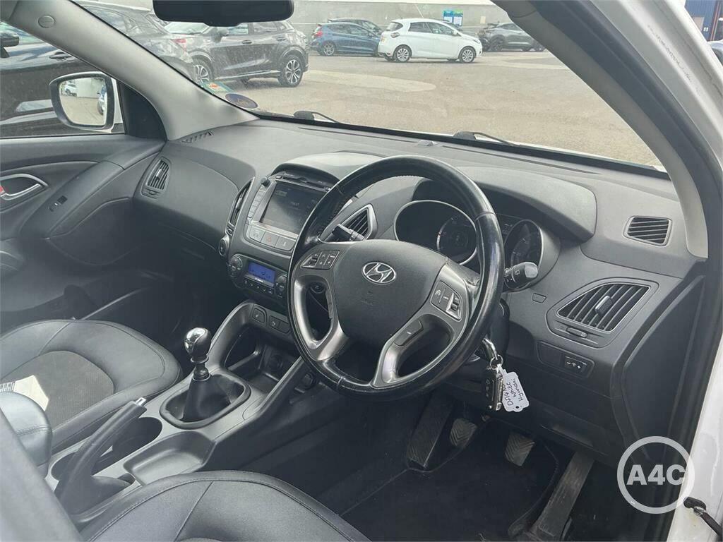 Hyundai Ix35 1.7 Crdi Se Suv Euro 5 Ss Na Black #12