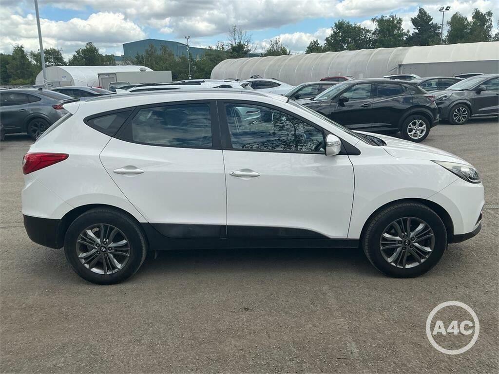 Hyundai Ix35 1.7 Crdi Se Suv Euro 5 Ss Na Black #8