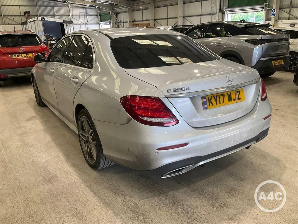 Mercedes-Benz E Class 2.0 E220d Amg Line G-tronic Euro 6 Ss Silver #2