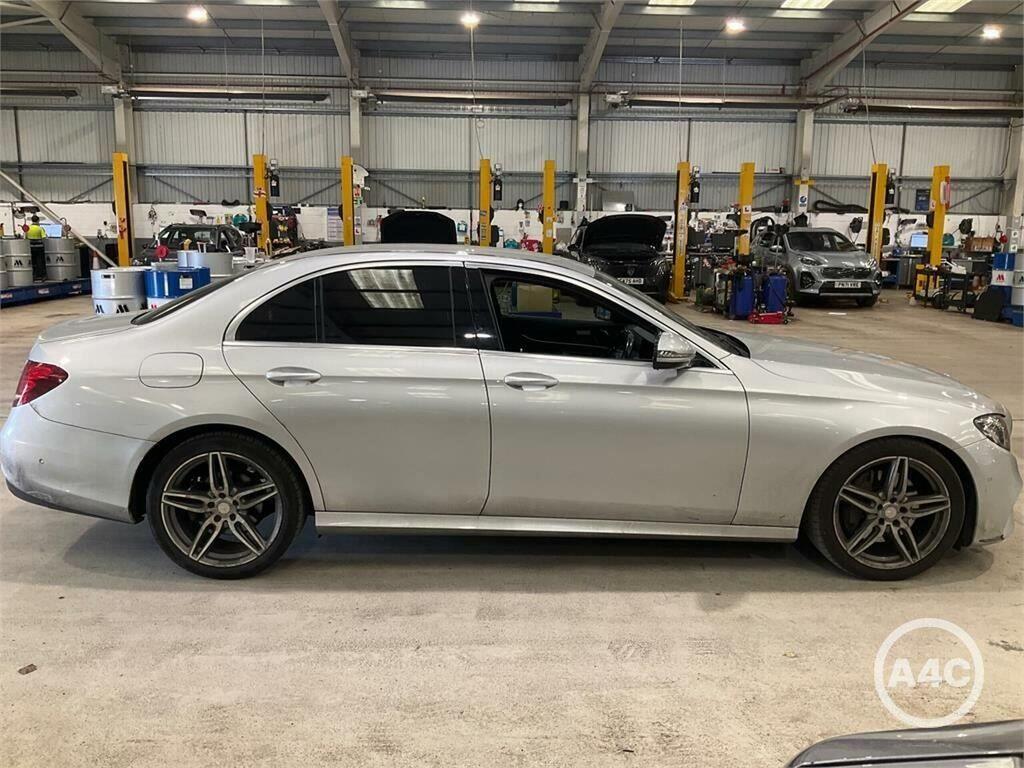 Mercedes-Benz E Class 2.0 E220d Amg Line G-tronic Euro 6 Ss Silver #3