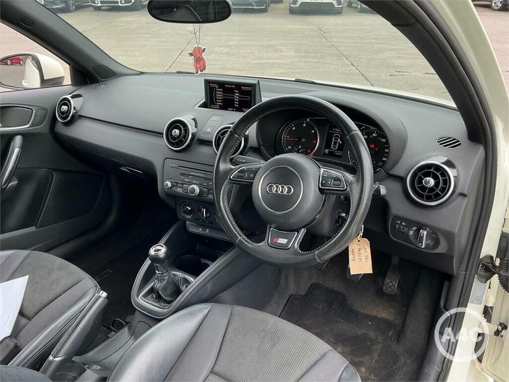 Audi A1 2.0 Tdi Black Edition Blue #6