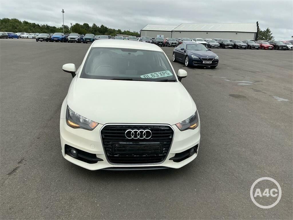 Audi A1 2.0 Tdi Black Edition Blue #9