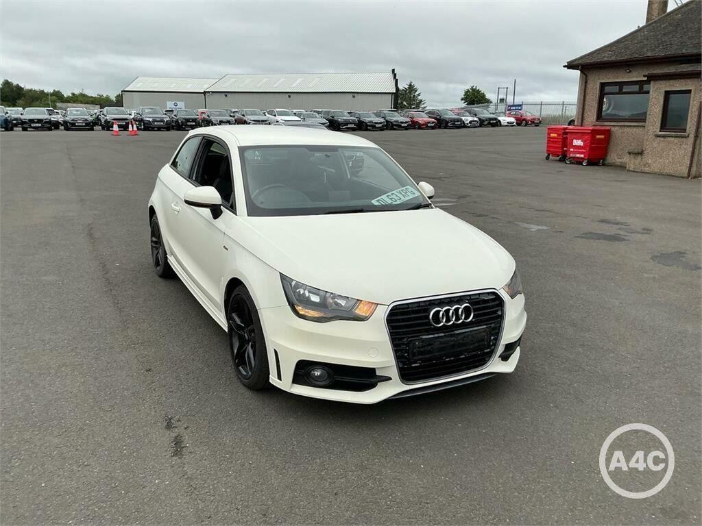 Audi A1 2.0 Tdi Black Edition Blue #1