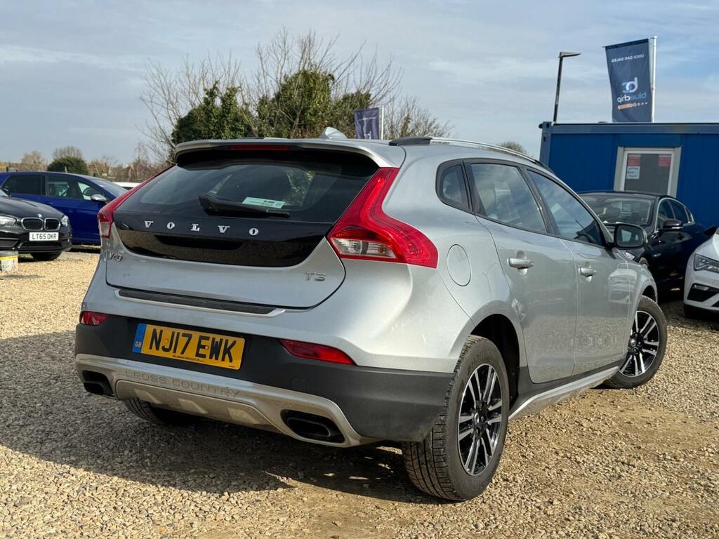 Volvo V40 Cross Country Hatchback 2.0 T3 Euro 6 Ss 201717 Silver #3