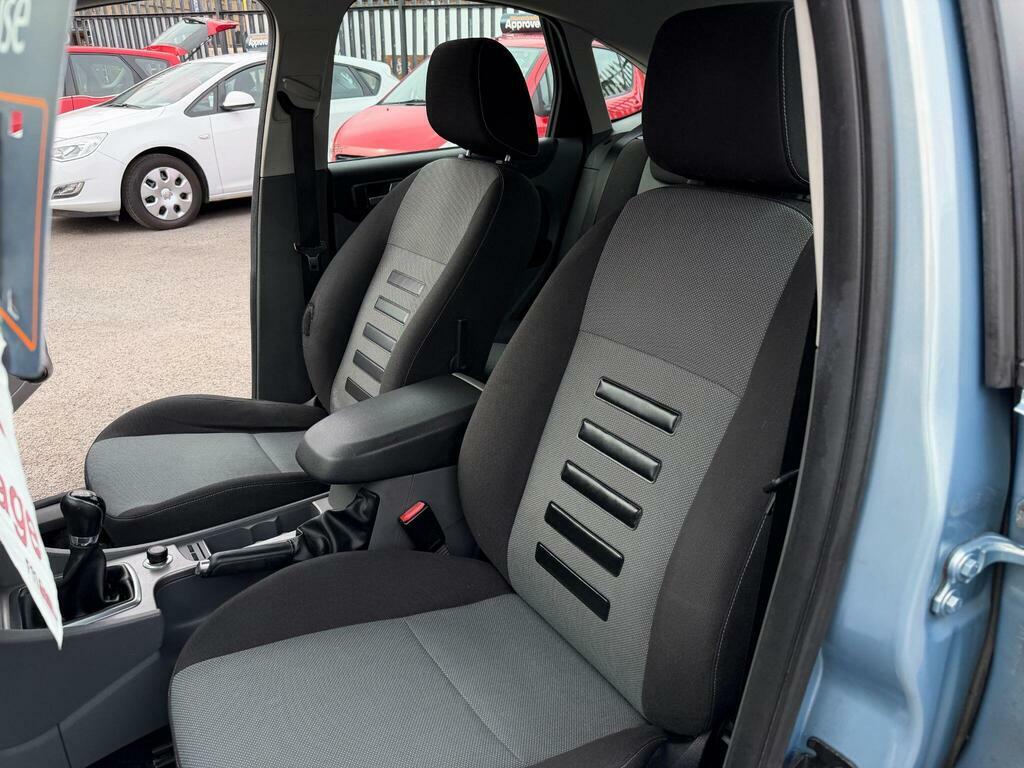 Ford Focus 1.6 Zetec Px To Clear 13 Stamps By Us Blue #26