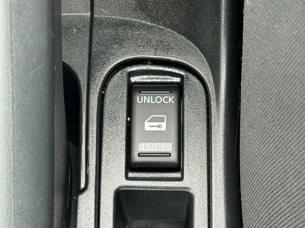 Nissan Micra 2009 09 Reg Hatchback 56,000 Miles 1.2L Black #17