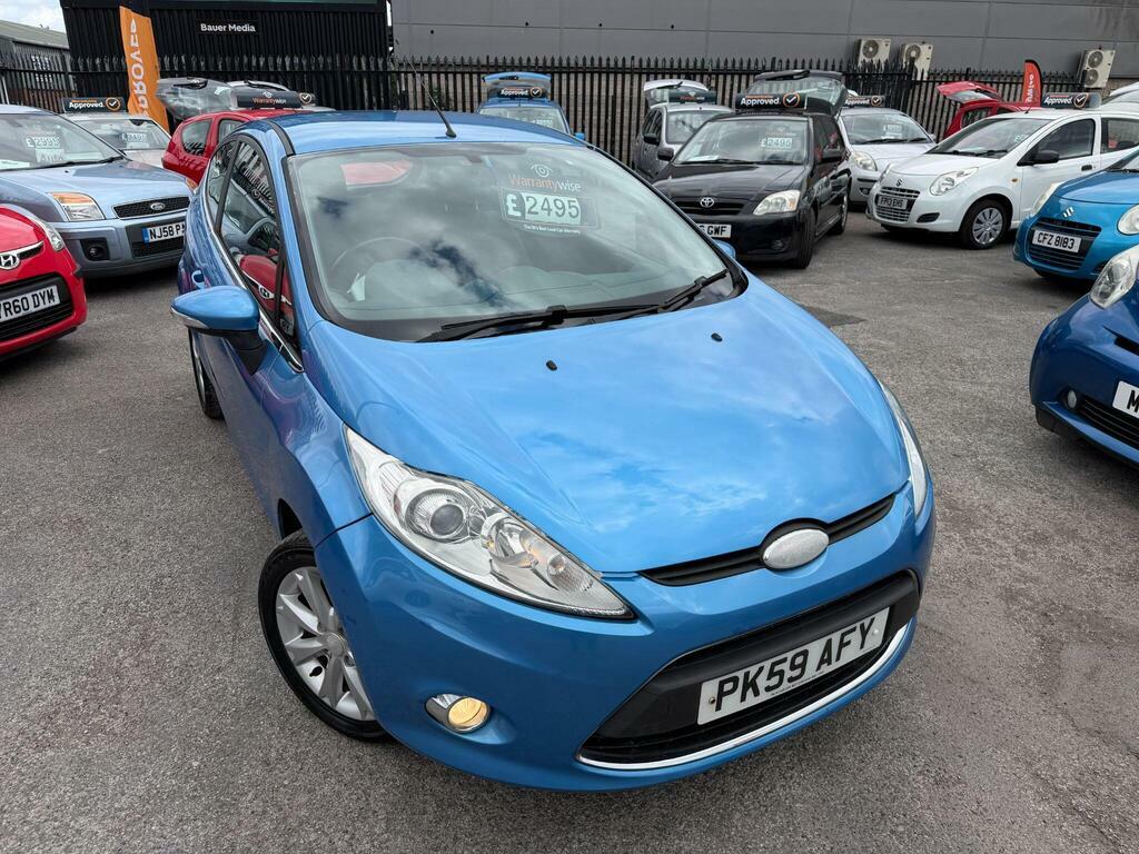 Ford Fiesta Titanium Blue #1