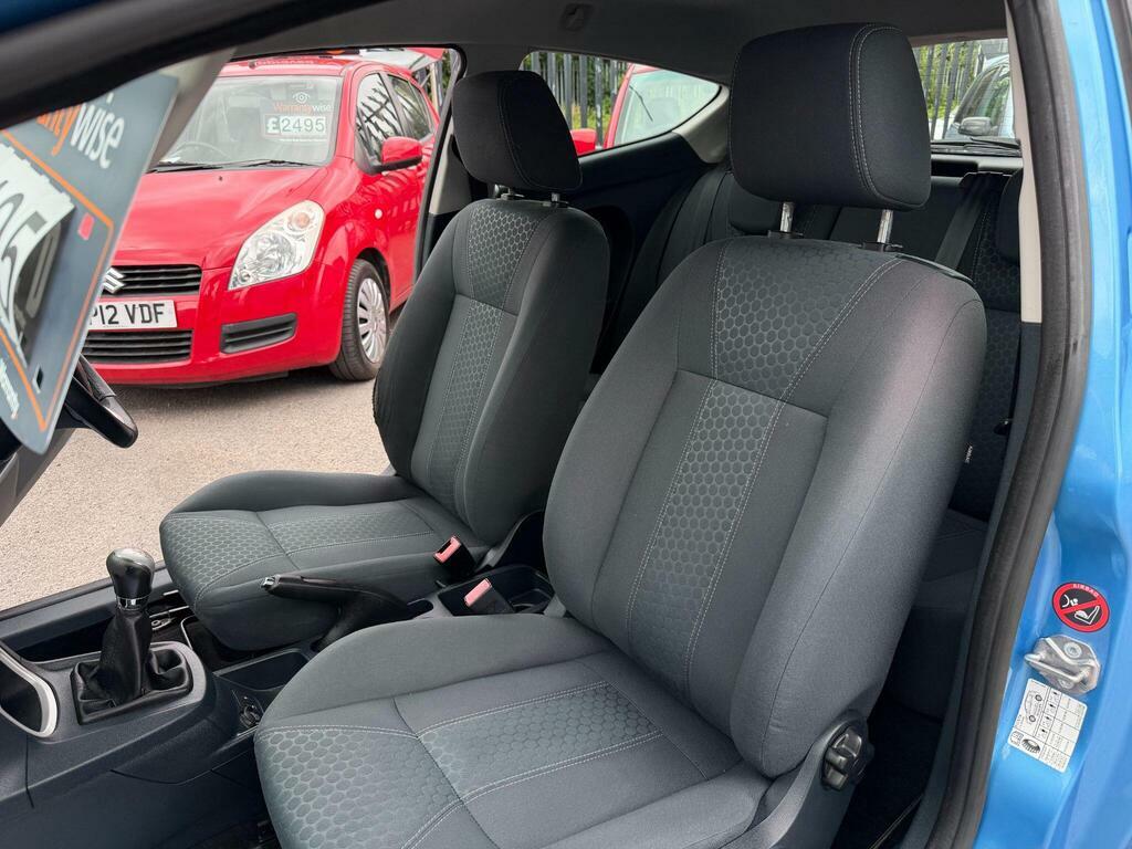 Ford Fiesta Titanium Blue #28