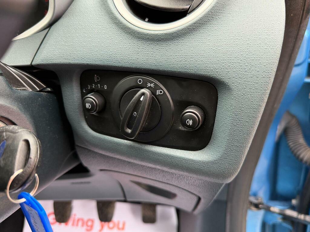 Ford Fiesta Titanium Blue #18