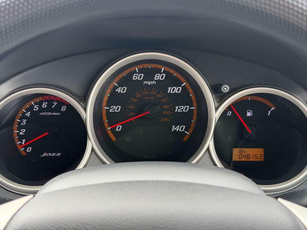 Honda Jazz Dsi Se Silver #20