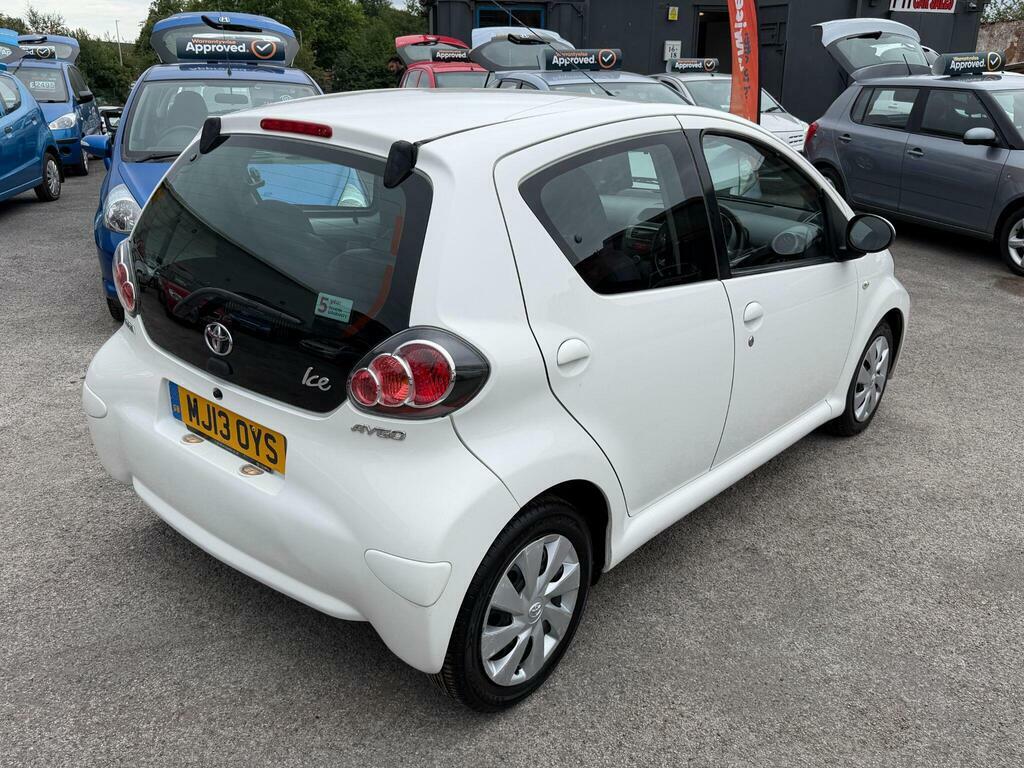 Toyota Aygo 1.0 Vvt-i Ice Euro 5 White #5