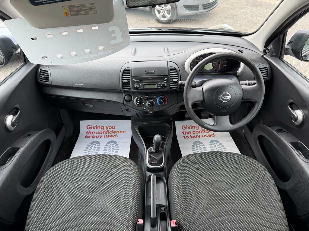 Nissan Micra 1.2 16V Visia Black #3