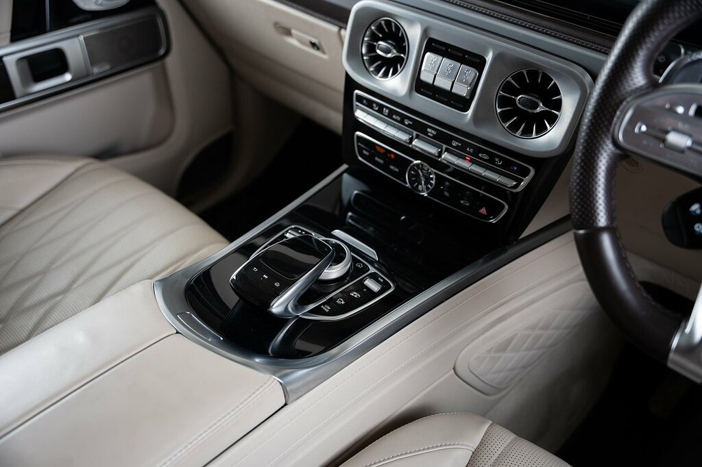 Mercedes-Benz G Class 2.9 G 400 D 4Matic Amg Line Premium 326 Bhp Grey #24