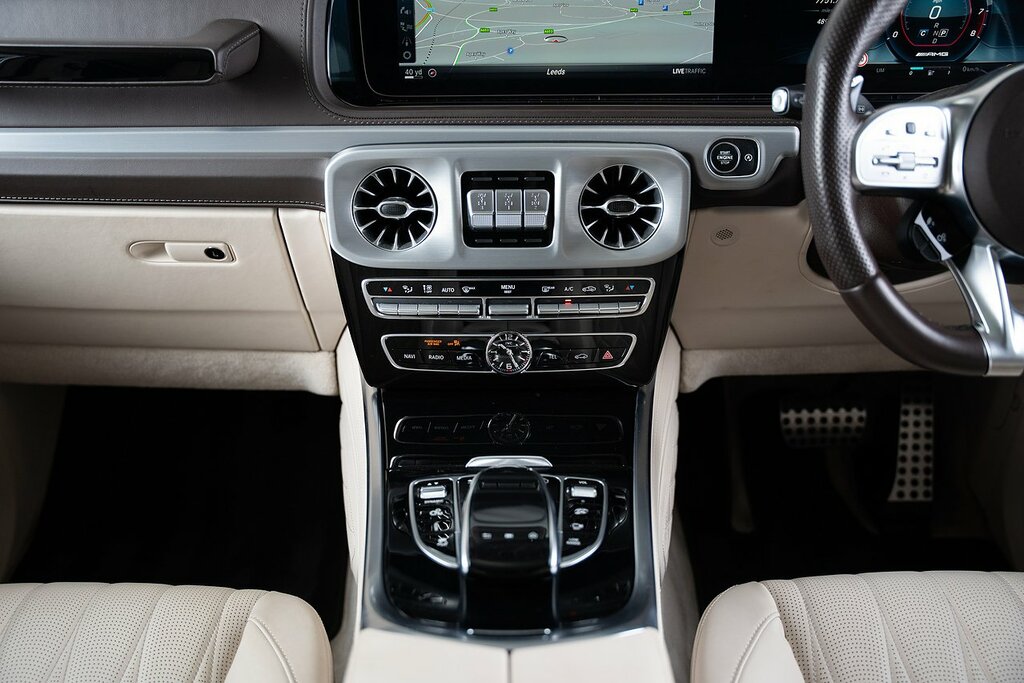 Mercedes-Benz G Class 2.9 G 400 D 4Matic Amg Line Premium 326 Bhp Grey #23