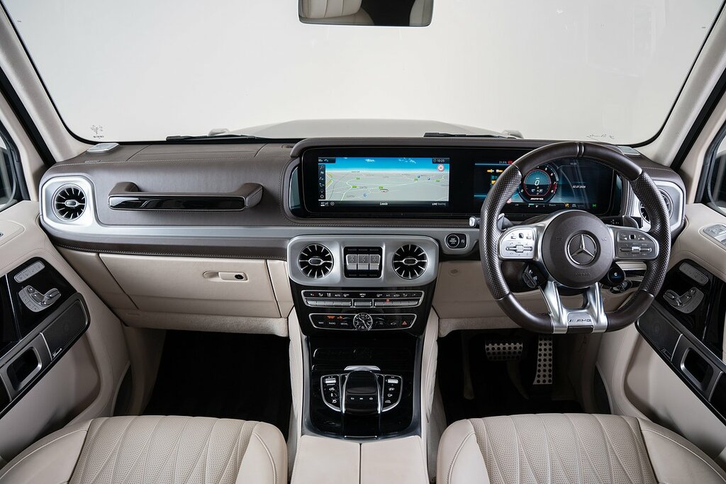 Mercedes-Benz G Class G63 V8 Biturbo Amg Black #4