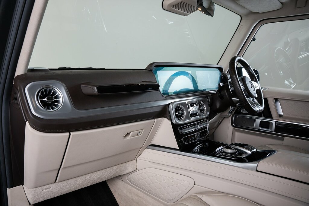 Mercedes-Benz G Class 2.9 G 400 D 4Matic Amg Line Premium 326 Bhp Grey #20