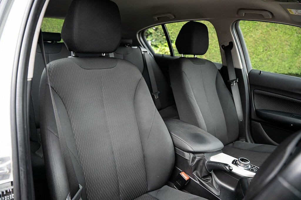 BMW 1 Series 116D Se Business White