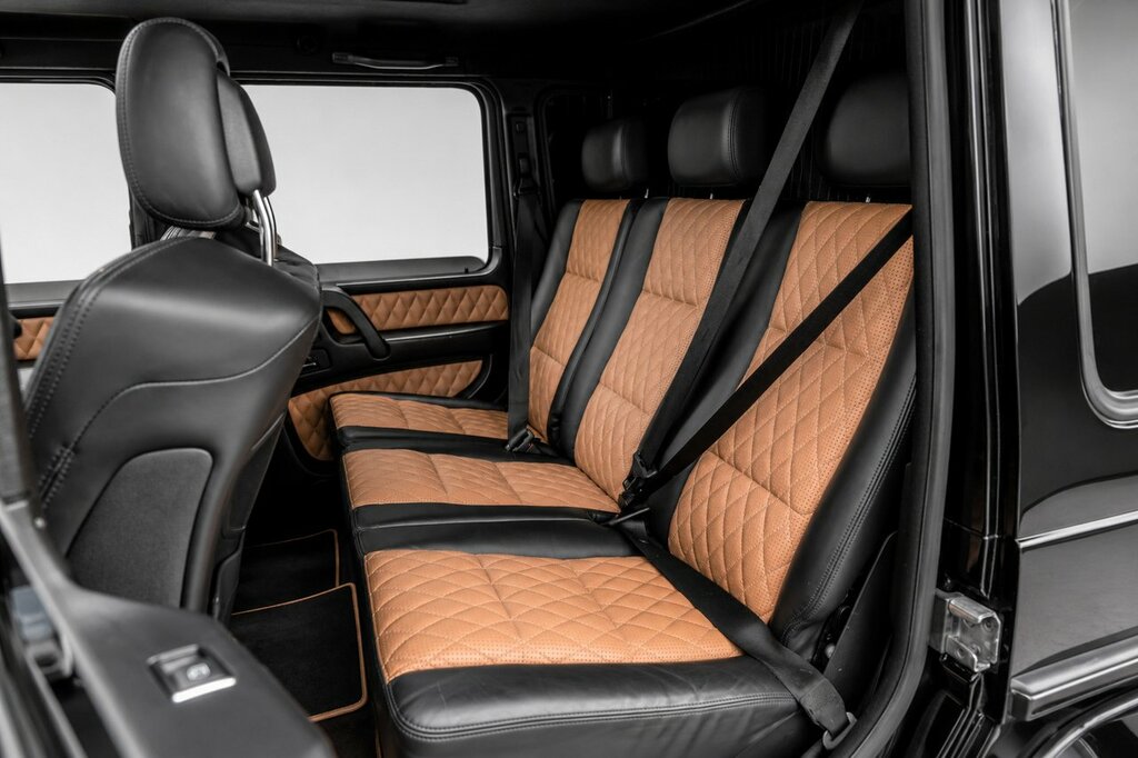 Mercedes-Benz G Class G63 V8 Biturbo Amg Black #4
