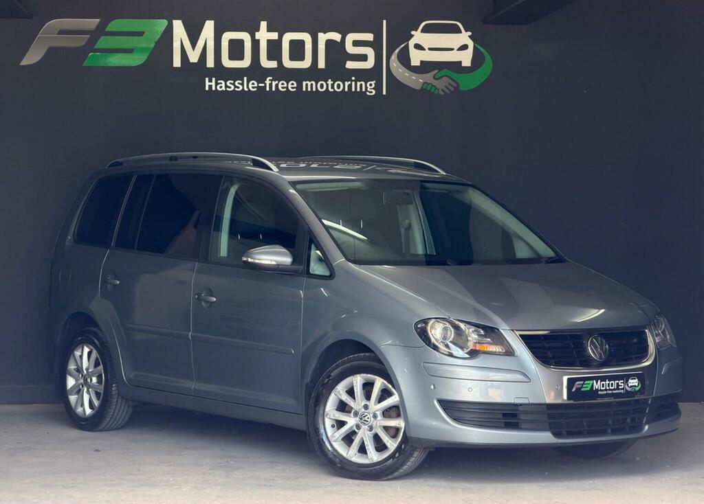 Volkswagen Touran Mpv 1.4 Tsi Match 7 Seats 201010 Grey