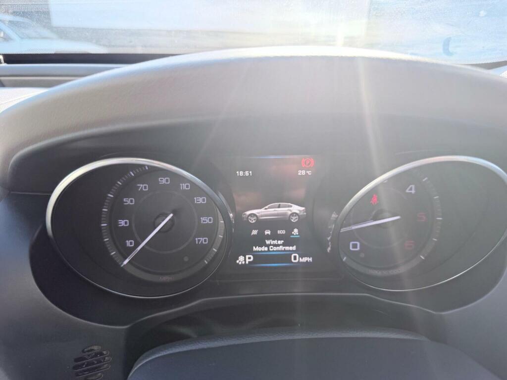 Jaguar XE  Black #49