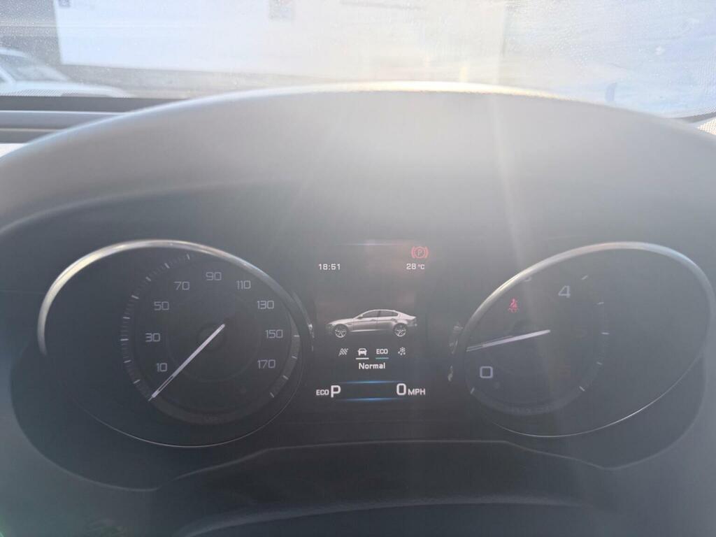 Jaguar XE  Black #51