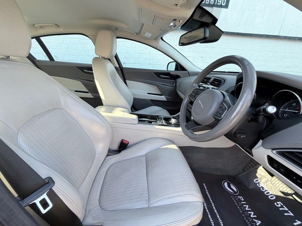 Jaguar XE  Black #11