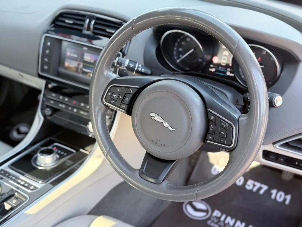 Jaguar XE  Black #9