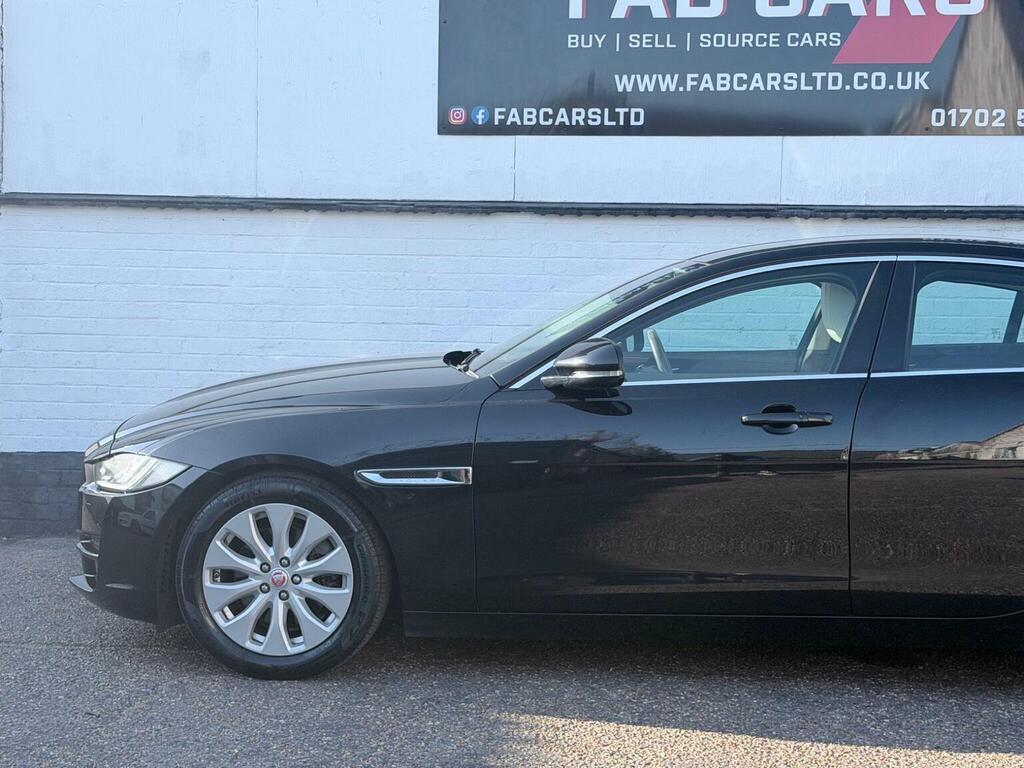 Jaguar XE  Black #16
