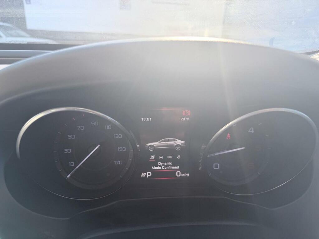 Jaguar XE  Black #52