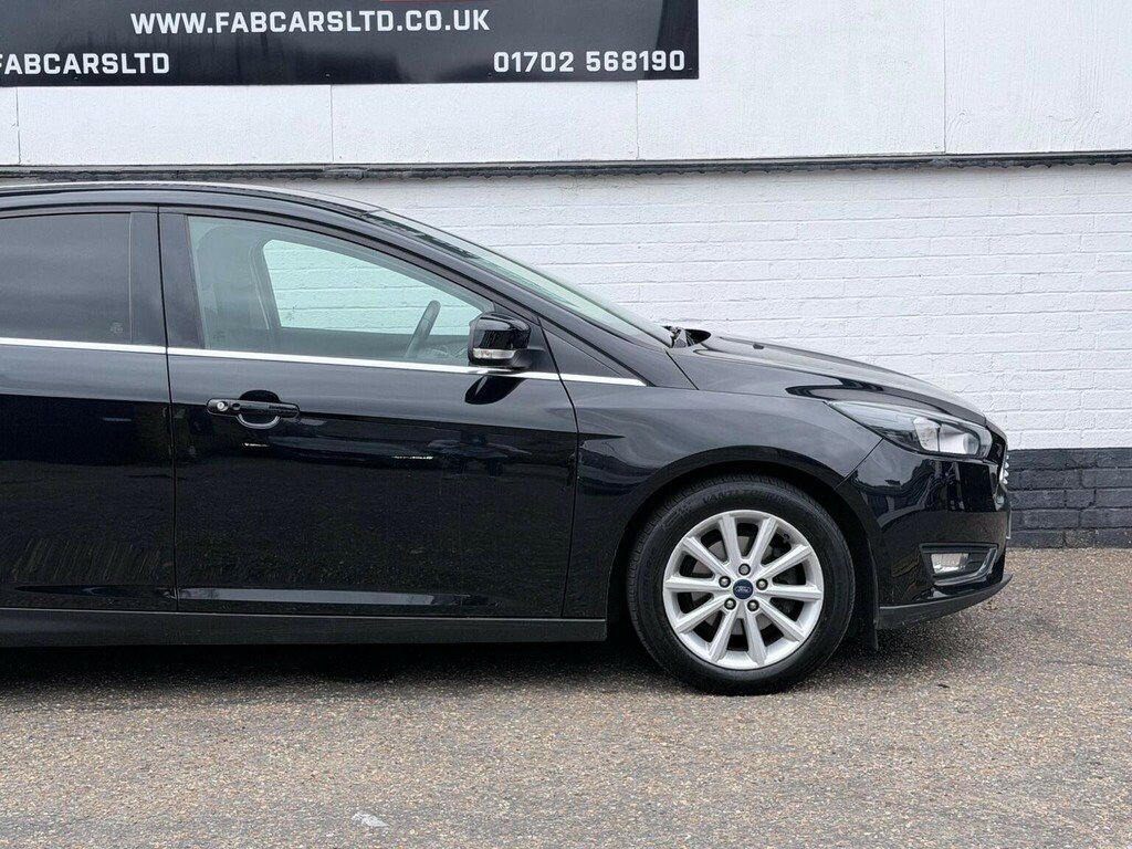 Ford Focus 1.0T Ecoboost Titanium Euro 6 Ss Black #6
