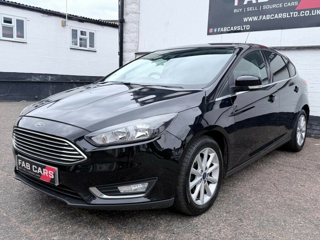 Ford Focus 1.0T Ecoboost Titanium Euro 6 Ss Black #4
