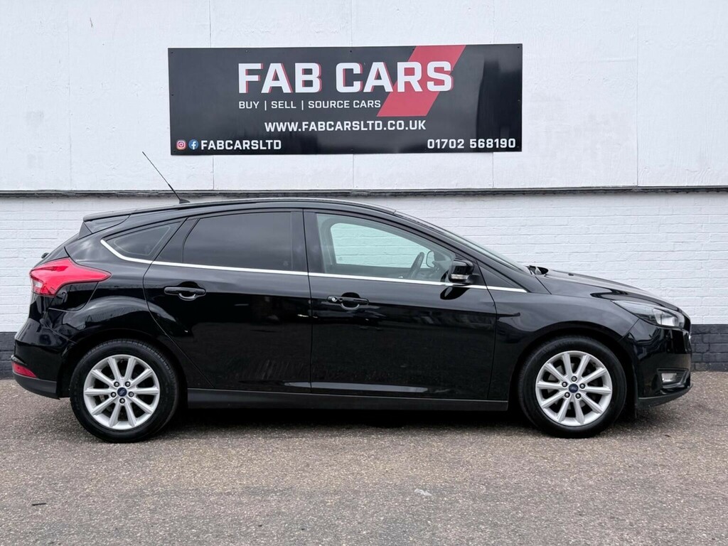 Ford Focus 1.0T Ecoboost Titanium Euro 6 Ss Black #5