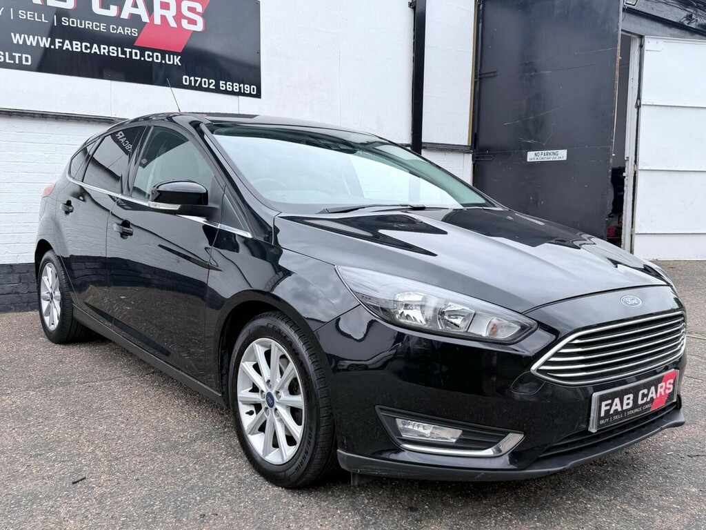 Ford Focus 1.0T Ecoboost Titanium Euro 6 Ss Black #2